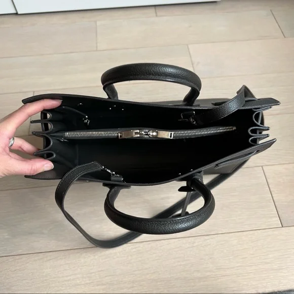 Yves Saint Laurent Sac De Jour Small - Picture 7 of 10